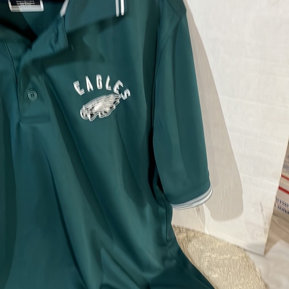 NFL Eagles size Large - Picture 5 of 12
